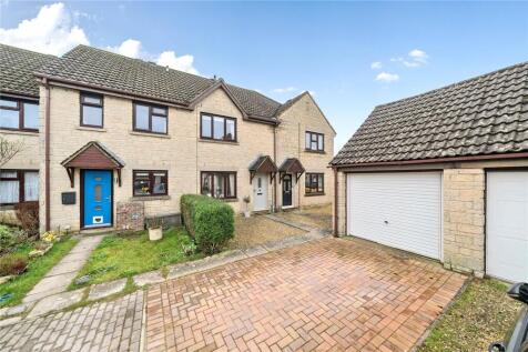 Woodhouse Close, Cirencester, Gloucestershire, GL7