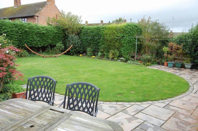 REAR GARDEN 1