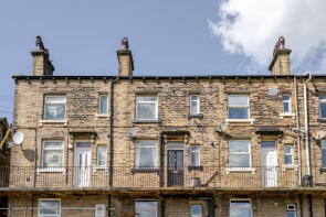 10, Holly View, Rochdale Road, Triangle, Sowerby Bridge HX6 3LS