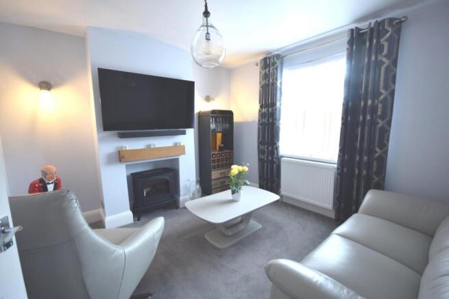 Lounge/sitting room
