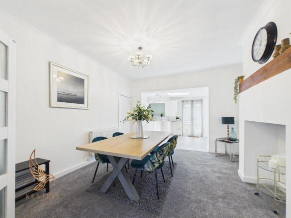 3 bed Terraced for sale Image 10