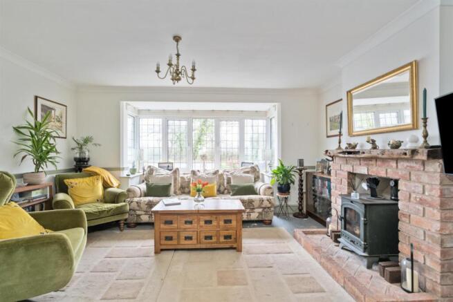 2111 Warwick Road_15.jpg