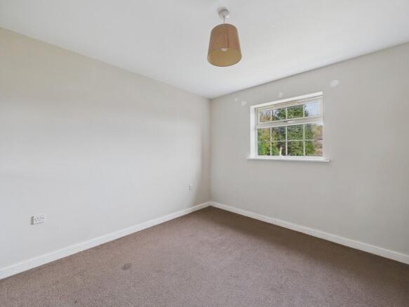 2 bed Apartment for sale Image 11