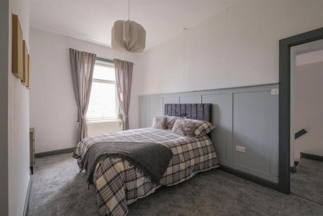 2 bed House for sale Image 5