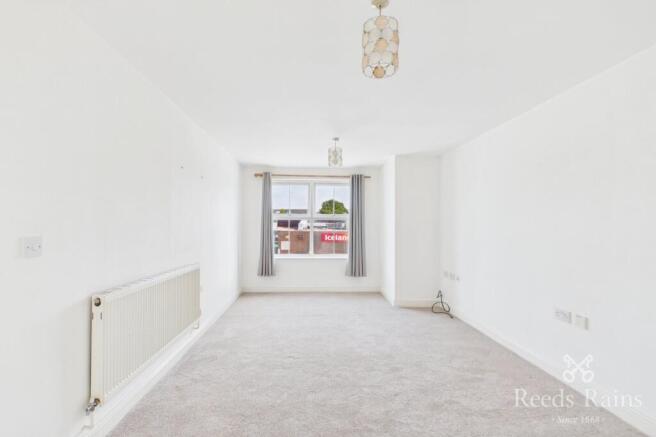 2 bed Apartment for sale Image 8