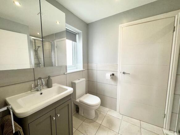 Jack & Jill Ensuite