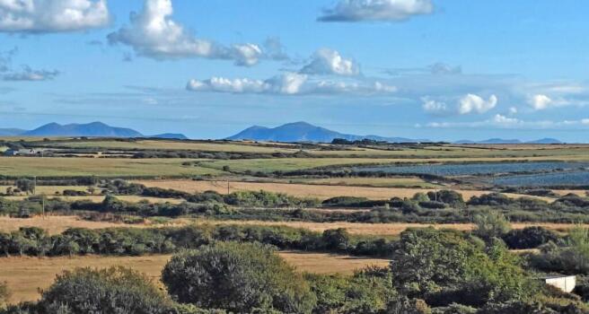 Ty Croes, Isle of Anglesey, LL63 photo 4