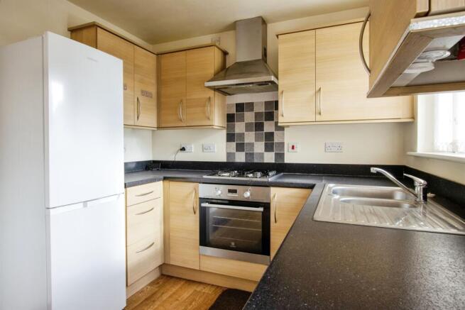 Swarcliffe Avenue, Leeds photo 4