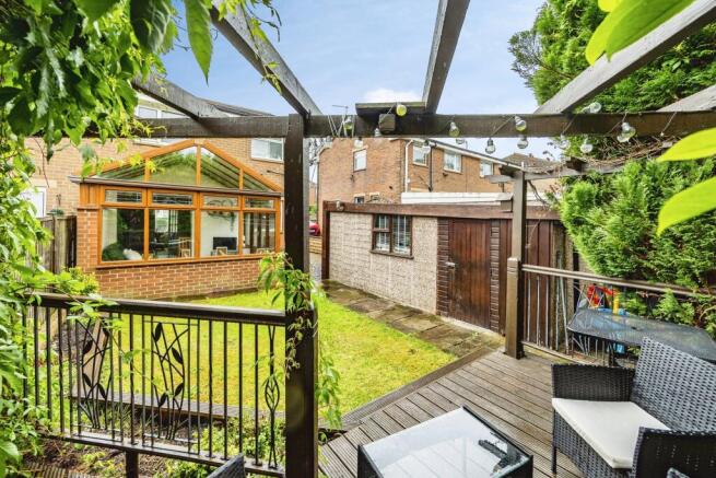3 bed Semi-Detached for sale Image 4