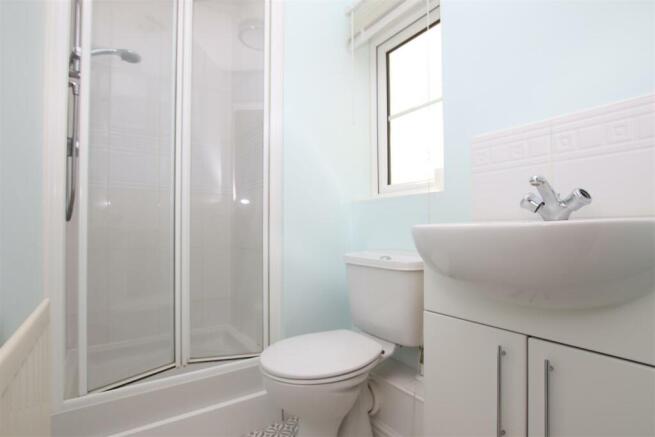 Ensuite.JPG