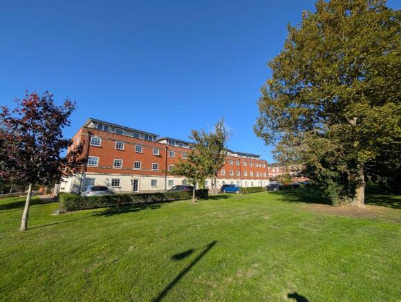 2-bed flat on Station Road, Leiston, IP16, £157,500