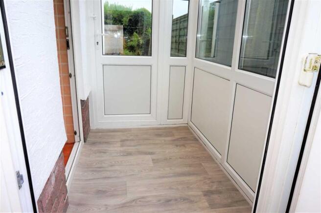 SIDE PORCH AREA :