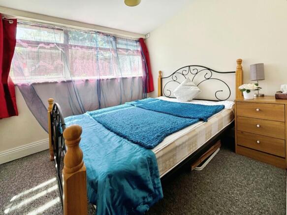 ea0d436d-Bedroom 201