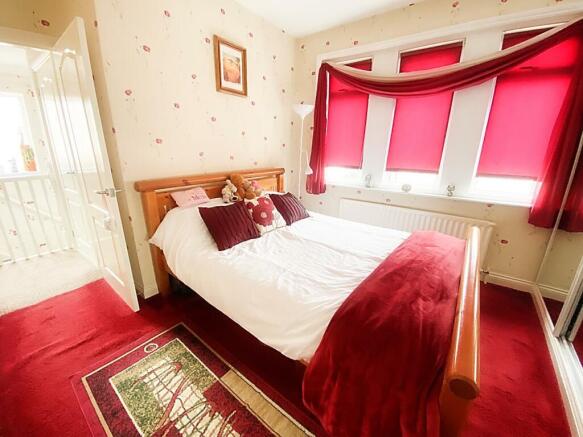 bed 2 (2).jpg