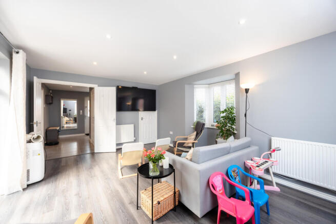 9 Lambert Rd-9 Lambert Rd, Aylesbury HP18 0WU, UK-