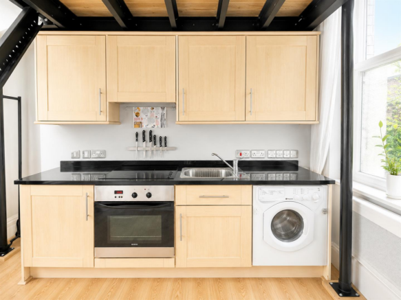 KITCHEN.png