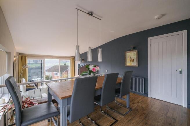 2 bed Bungalow for sale Image 7