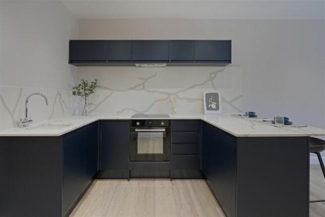 1 bed Apartment to rent Image 8