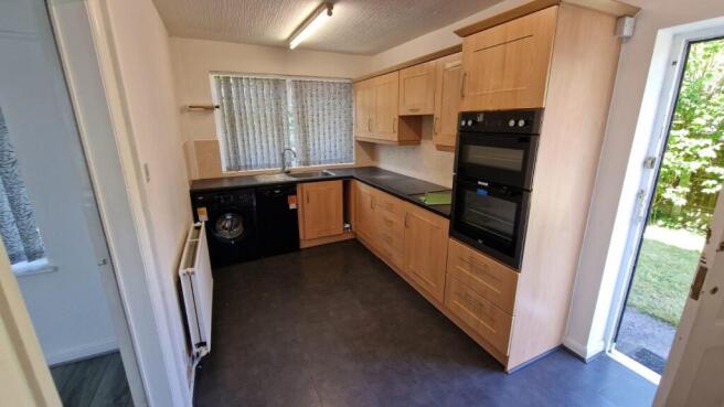 WhatsApp Image 2024-08-22 at 15.58.14 (1).jpeg