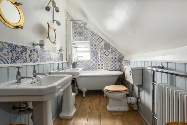 Ensuite Bathroom