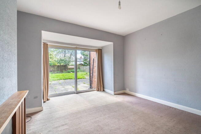 4 bed Semi-Detached for sale Image 6