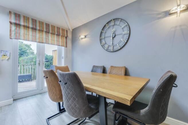 3 bed Semi-Detached for sale Image 5