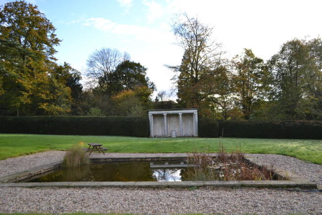 ITALIAN GARDEN