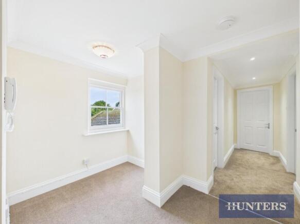 2 bed Apartment for sale Image 7