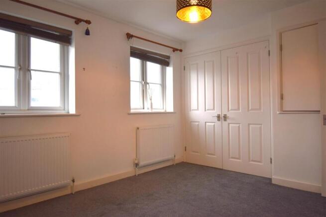 Bedroom 1.JPG