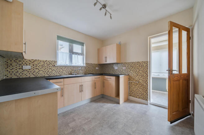 1388406-17-693aa9...