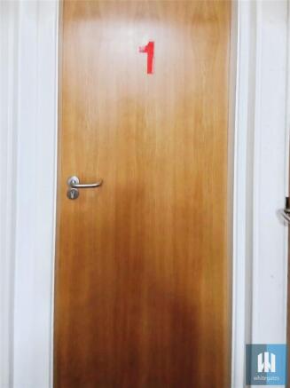 1 bed House Share to rent Image 6