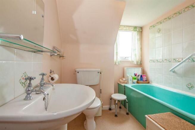 Photo 11