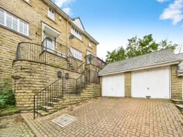 4, St Thomas Court, Skelmersdale WN8 0NE