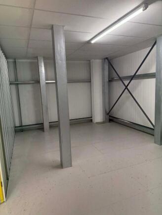225sqft Unit