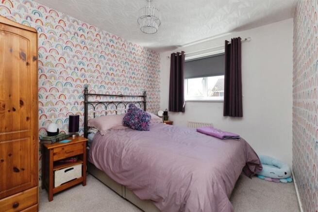 3 bed Semi-Detached for sale Image 10