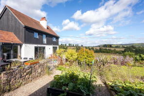 Stickles, The Barrow, Malvern WR13 5JE