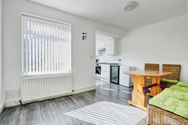 Dining/Kitchen