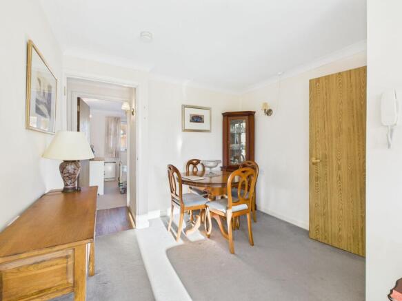 Sitting/Dining Room