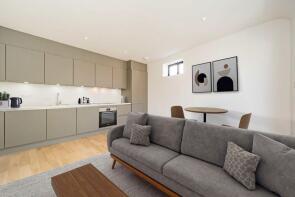 5, Jude House, Lillium Mews, Wimbledon SW19 8PG