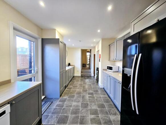 5 bed End of Terrace for sale Image 6