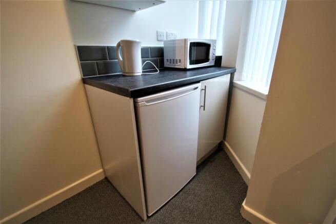 Murray Road 13 - Room 6 kitchen.JPG