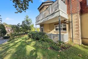 Apartments 11, St Ives Place, Horton Road, Ashley Heath BH24 2EE