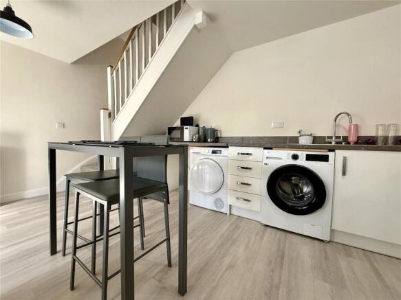 2 bed Semi-Detached for sale Image 2