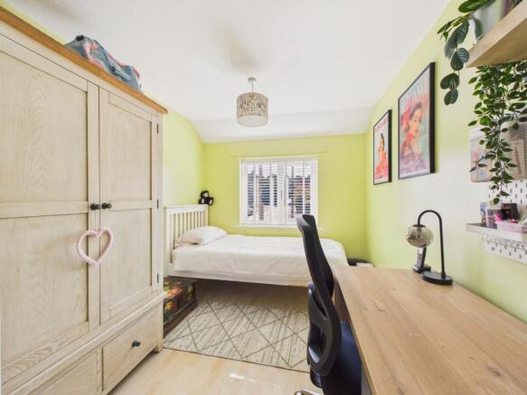 3 bed Semi-Detached for sale Image 10