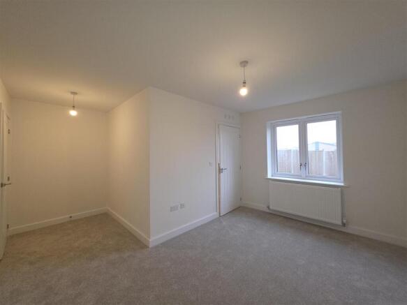 3 bed Detached Bungalow for sale Image 10