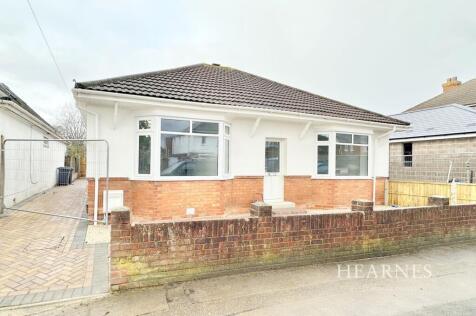 Ensbury Avenue, Bournemouth, BH10
