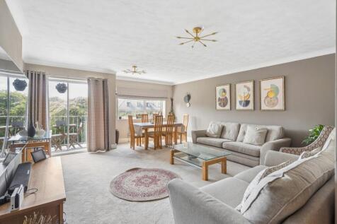Bushey Hall Road, Bushey, WD23