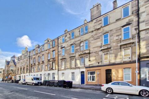 10/2 Dalmeny Street, Leith, Edinburgh, EH6 8RA