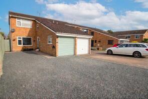 40, Armstrong Close, Bedford MK45 3EJ