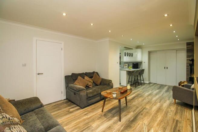 3 bed Detached for sale Image 6